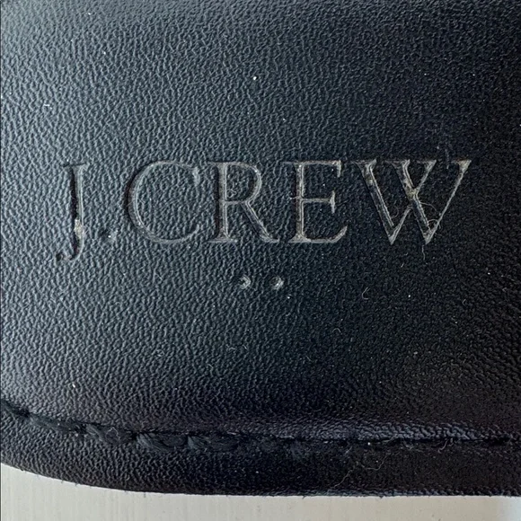 J. Crew women’s black flip flops. 9. - Picture 2 of 6